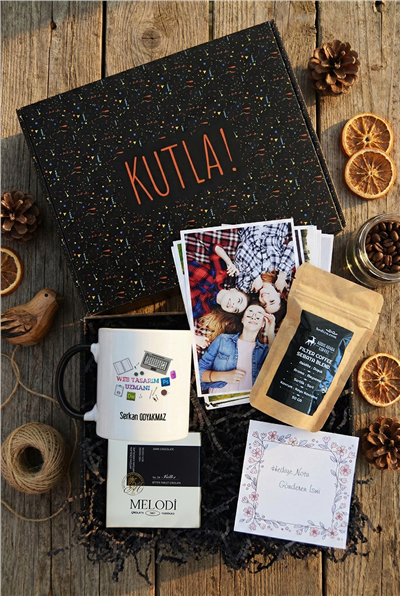 Web Tasarımı Uzmanı Hediye Kutusu - Kişiye Özel Kupa Standart, Filtre Kahve, Melodi Çikolata, Fotoğraf 12 Adet