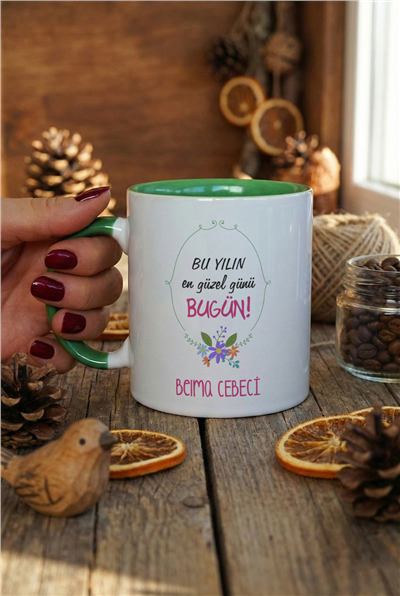 Yılın En Güzel Günü Kişiye Özel Kupa Bardak Standart