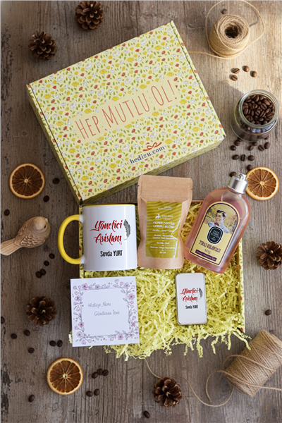 Yönetici Asistanı Hediye Kutusu - Kişiye Özel Kupa Standart, Traş Kolonyası, Çakmak, Filtre Kahve