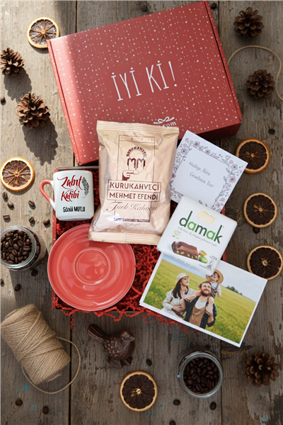 Zabıt Katibi Hediye Kutusu - Kişiye Özel Türk Kahvesi Fincanı, Türk Kahvesi, Damak Çikolata, Fotoğraf 12 Adet