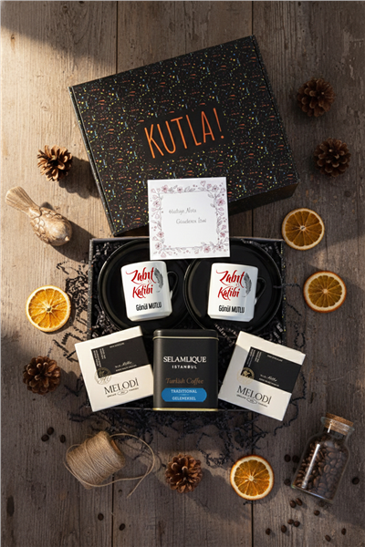 Zabıt Katibi Hediye Kutusu - Kişiye Özel Türk Kahvesi Fincanı 2 Adet, Türk Kahvesi, Melodi Çikolata 2 adet