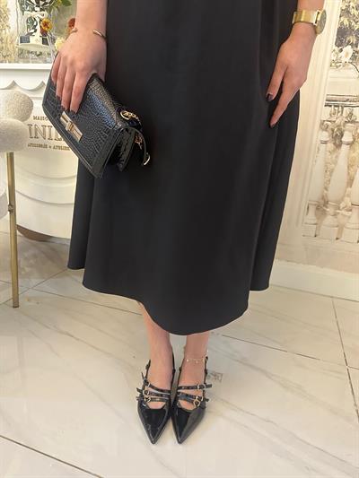 Siyah Rugan Tokalı Zarif Stiletto