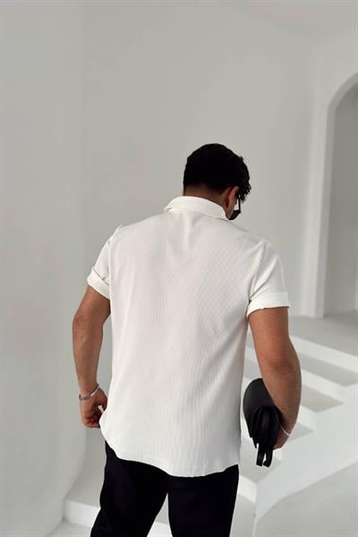 Beyaz İnce Fitilli Polo Yaka