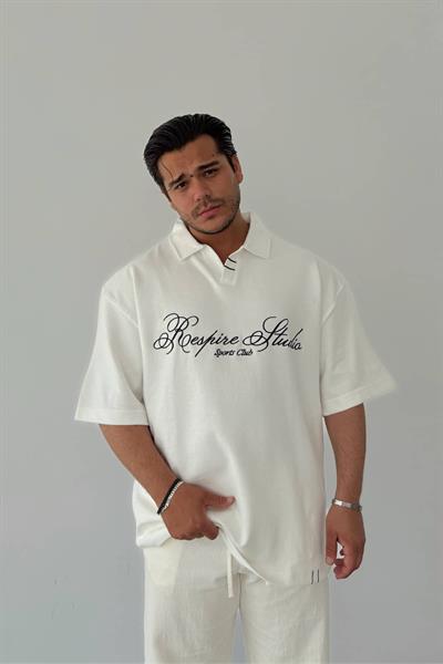 Beyaz Nakışlı Polo Yaka T-shirt