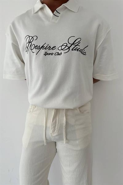 Beyaz Nakışlı Polo Yaka T-shirt