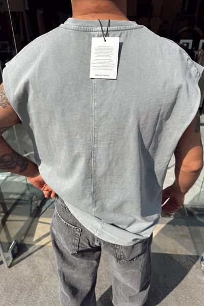 Gri Sıfır Kol T-Shirt