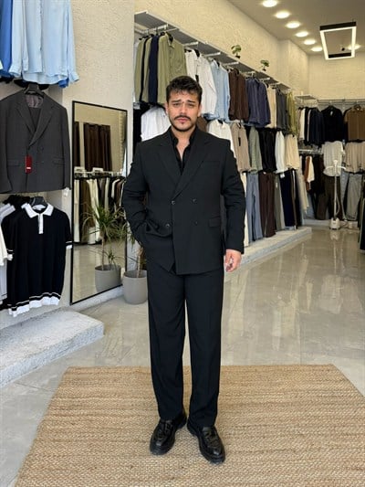 Siyah Kruvaze Takım