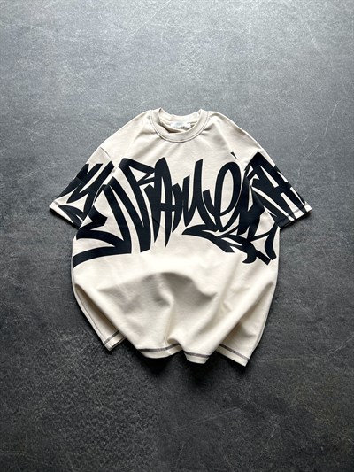 BEJ KARMAŞIK DESENLİ TSHİRT