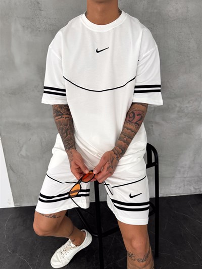 BEYAZ ARABİYE ŞORTLU TAKIM