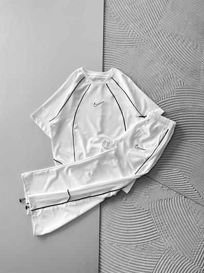 BEYAZ BOŞ NİKE TAKIM