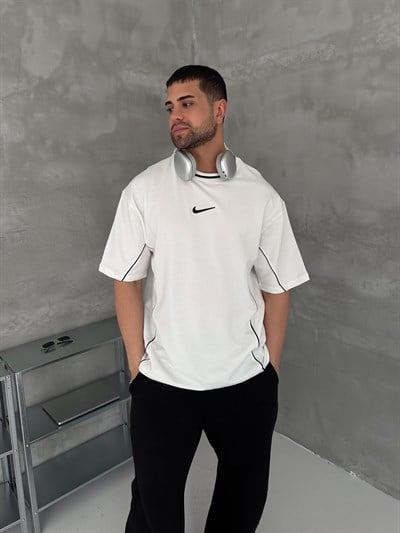 BEYAZ CP RİBANA NİKE TSHİRT