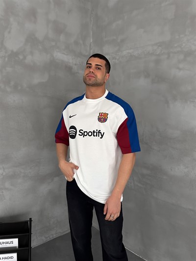 BEYAZ GARNİ SPOTİ BARÇA TSHİRT