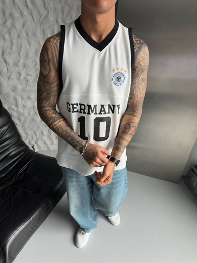 BEYAZ GERMANY V ATLET