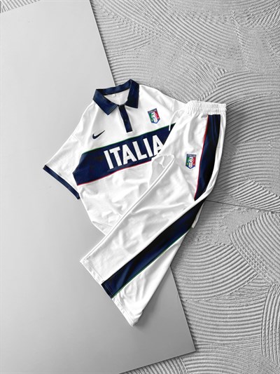 BEYAZ İTALİA TAKIM