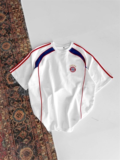 BEYAZ KOL BİYE BAYERN TSHİRT