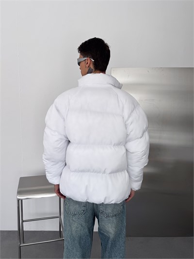 BEYAZ NİKE PUFFER MONT