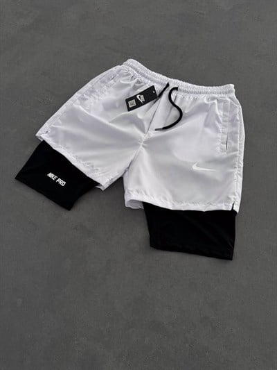 BEYAZ TAYTLI NİKE ŞORT