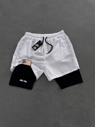 BEYAZ TAYTLI NİKE ŞORT