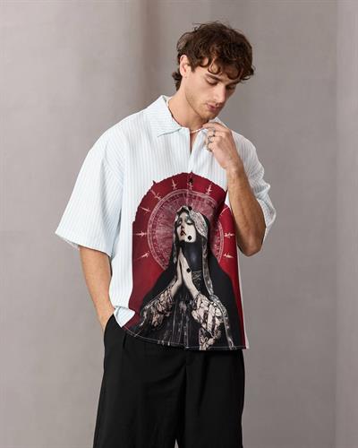 ÇİZGİ DUA BASKILI OVERSİZE GÖMLEK