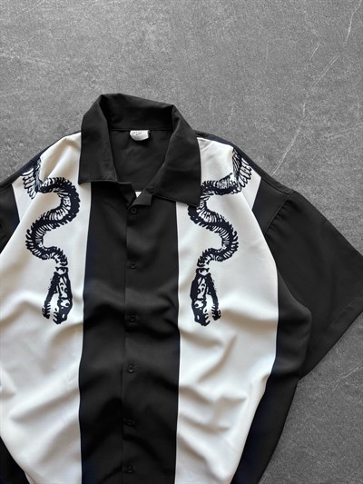 ÇİZGİ YILAN BASKILI OVERSİZE GÖMLEK