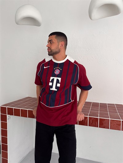 KESİK BAYERN TSHİRT