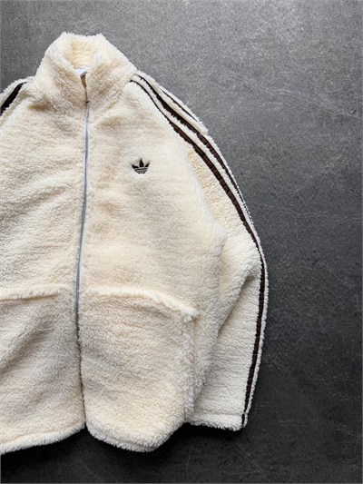 KREM ŞERİTLİ ADİDAS PELUŞ CEKET