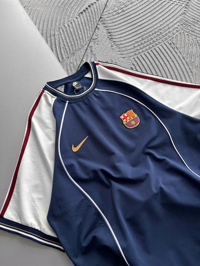 LACİVERT BİYELİ BARCELONA TSHİRT