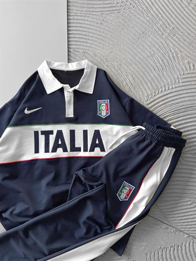 LACİVERT İTALİA TAKIM