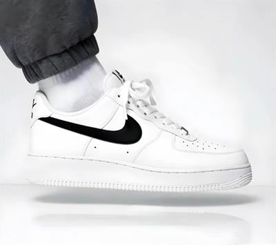 NİKE AİR FORCE 1 WHİTE BLACK