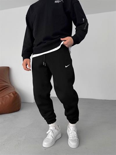 Siyah Baskı Logo Nike Eşofman