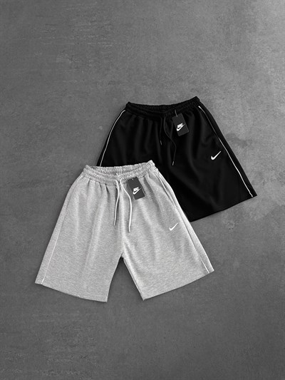 SİYAH DİKEY NİKE ŞORT