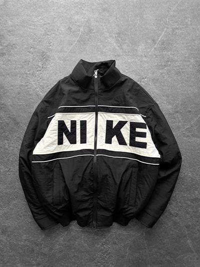Siyah Dolumlu Nike Ceket
