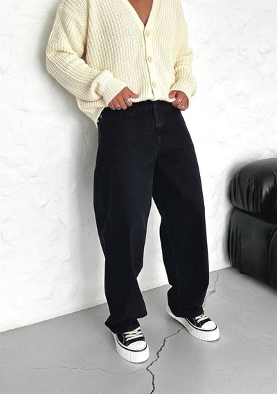 SİYAH TAM BAGGY PANTOLON
