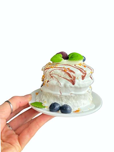 Yaban Mersinli Pasta Maketi