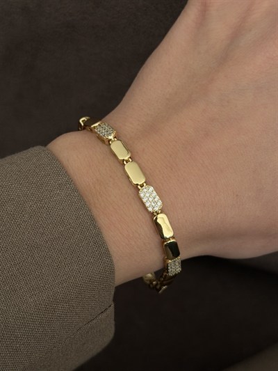 Zirkon Taş Detaylı Geometrik Gold Çelik Bileklik