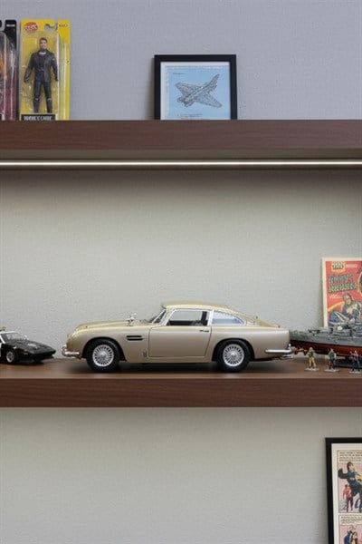 Vardem 1:24 Aston Martın DB5 Araba Krem (Gold) MM-79375