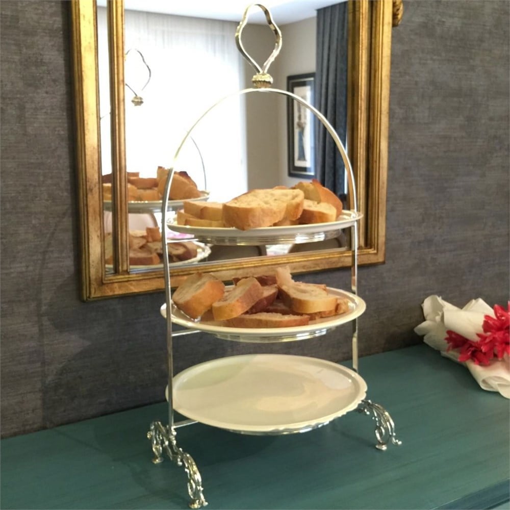 Üç Katlı Yuvarlak Servis Standı