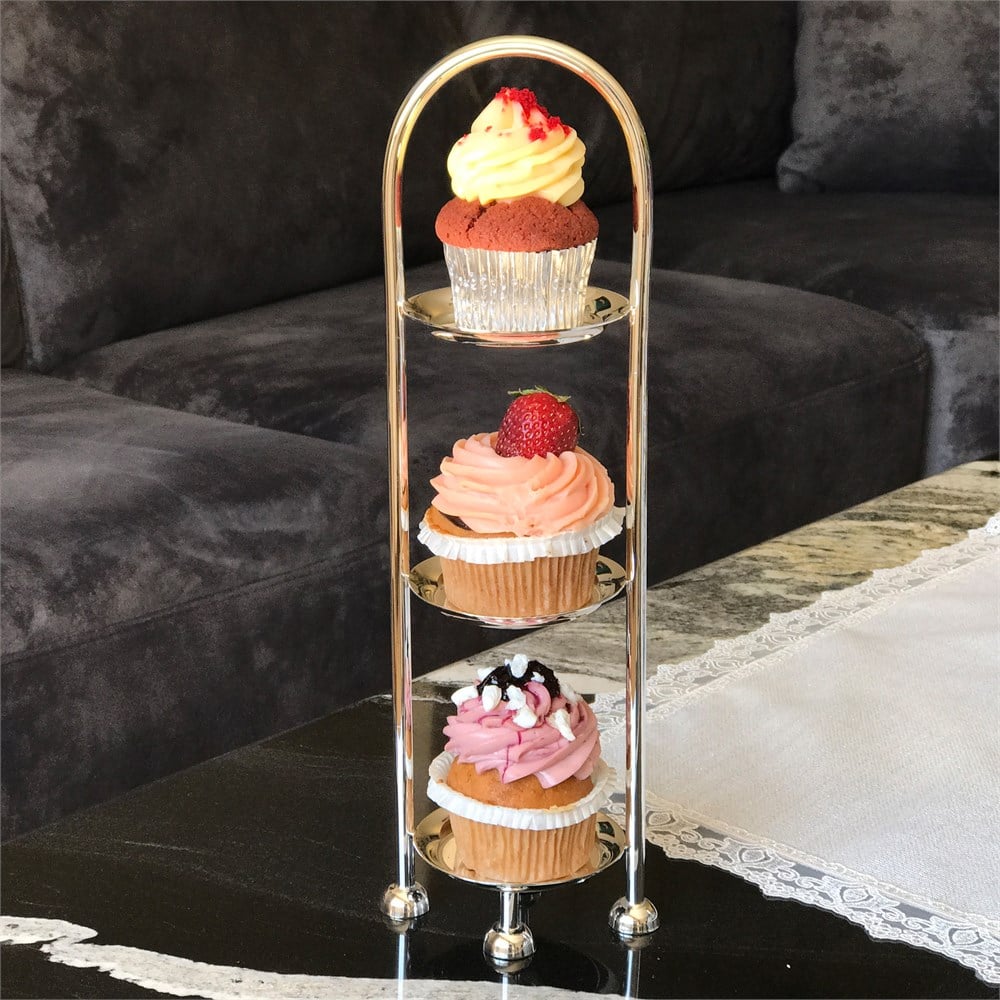 Üç Katlı Makaronluk Cupcake Servisi 