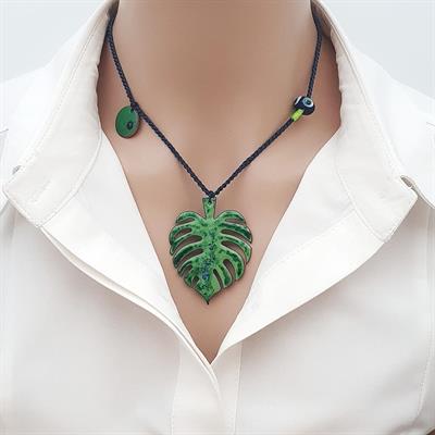 Monstera Kolye Yeşil Nazarlıklı