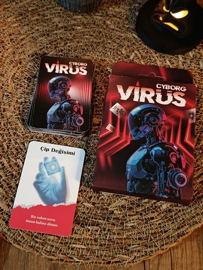 Virüs Cyborg Strateji Oyun Kartları - Kese Hediyeli 50 Kart