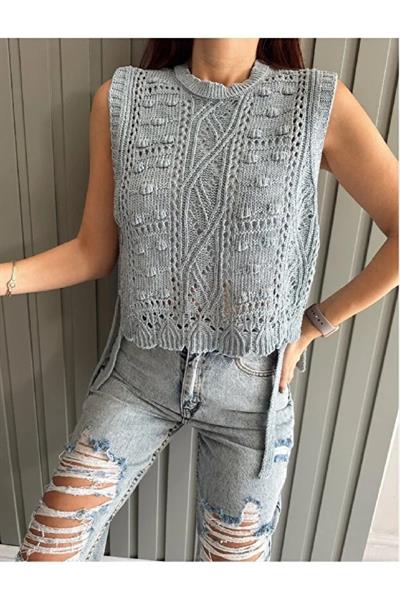 Hipatu Kuşaklı Ponponlu Süveter (1660)