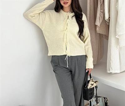 Hipatu Tiftik Kalın Bağcıklı Hırka (1903)