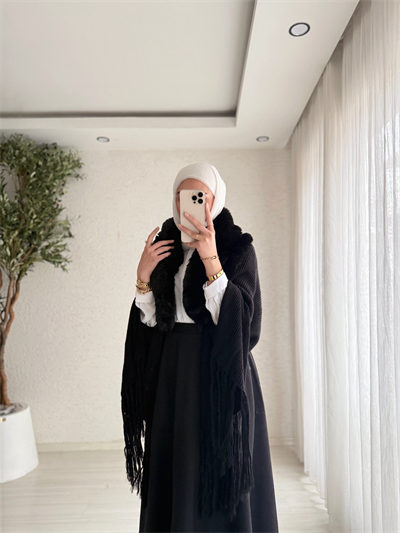 Velvet Touch Kürk Yakalı Triko