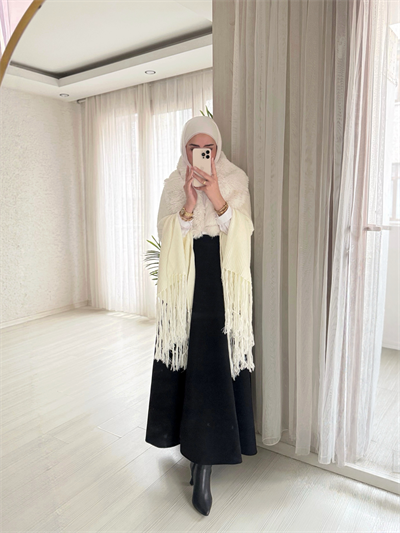 Velvet Touch Kürk Yakalı Triko