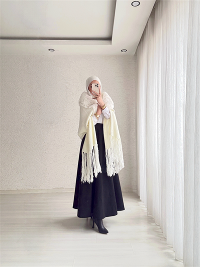 Velvet Touch Kürk Yakalı Triko