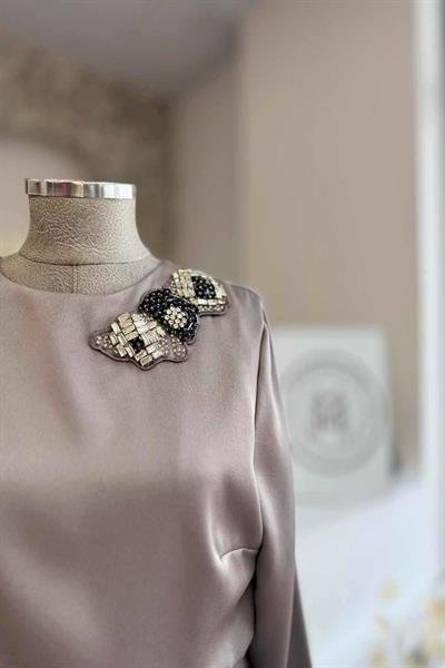 MSSM Yakası Taşlı Jakar Elbise