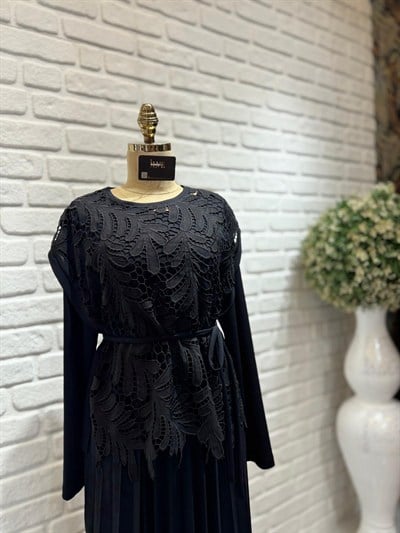 My312 Önü Dantelli Elbise 