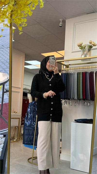 Nuss Düğmeli Hırka 