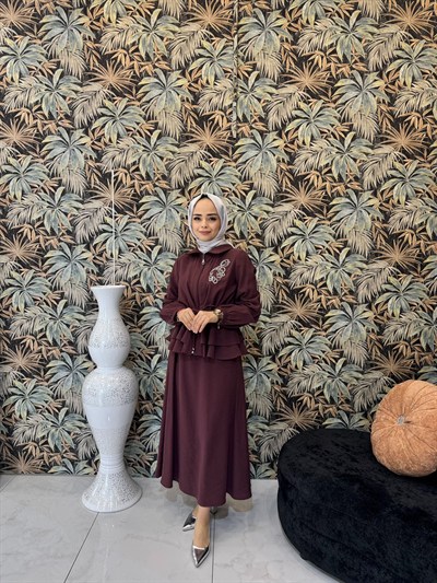 Selin Ada Taş Detaylı Etekli Takım 