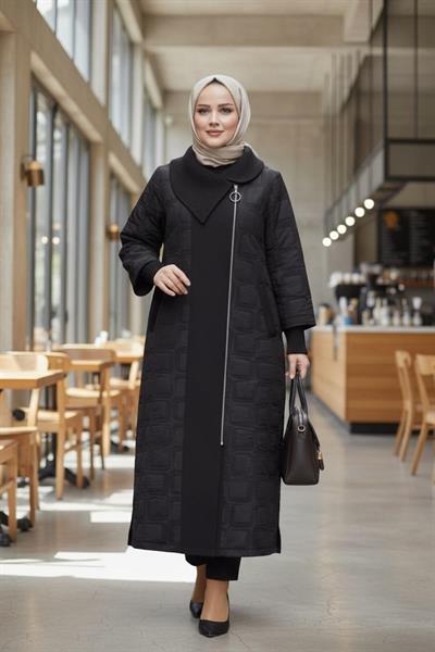 Büyük Yaka Detaylı Desenli Kapitone Kumaş Kaban -Siyah